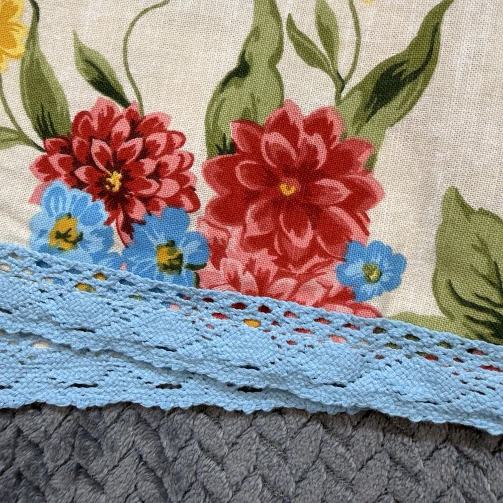 The Pioneer Woman Sweet Rose Curtains 30x36 2 piece set Discontinued Cottagecore